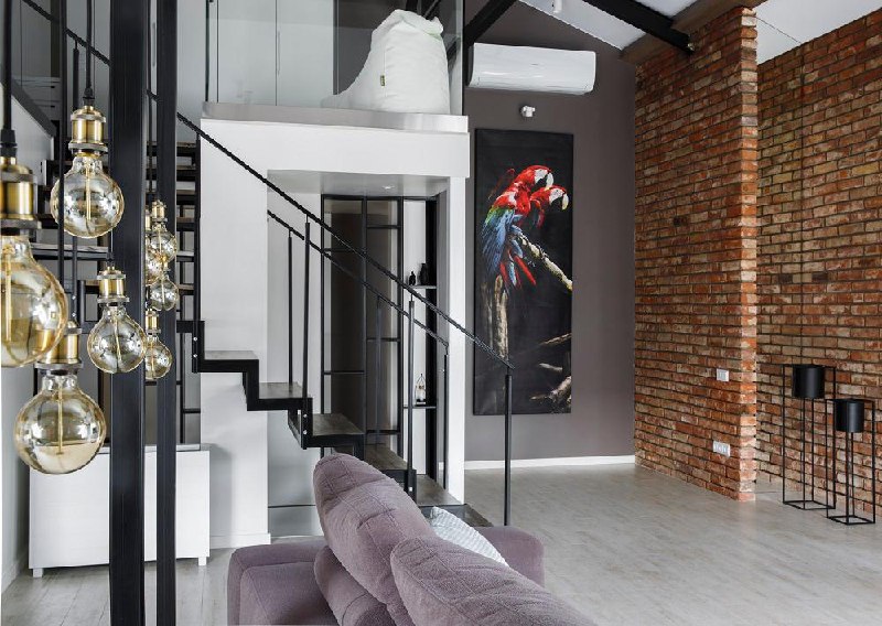 2х уровневая квартира с лестницей и стальной мебелью в стиле LOFT